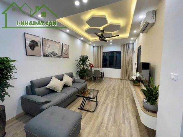 Bán Nhà Đào Tấn 65m² Nhỉnh 7 tỷ ngõ 2 Oto tránh Nội Thất VIP - 1