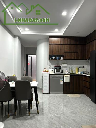 Hiếm Bán Nhà 2 Tầng 53m2_4*13_3PN chỉ hơn 4 Tỷ Gần Chợ Thủ Đức Trường Thọ Mới Ở Ngay - 3