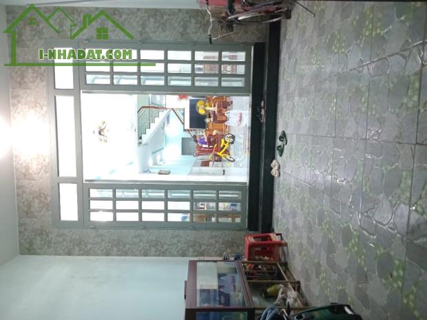 Bán nhà Hương Lộ 2 Bình Tân,4x20m(80m2),3 tầng, không QH, hẻm 6m, giá hơn 5 tỷ.0901013009