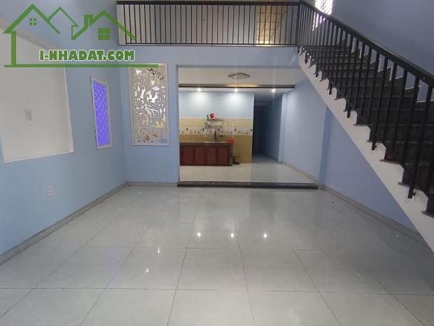 🏠Nhà gác lửng gần MT Hoàng Văn Thái, 🚗 ôtô đỗ cửa, giá bán 2tỷ35. 📍diện tích: 90m², - 2