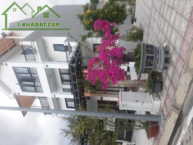 HOMESTAY Ở CAM RANH- CON GÀ ĐẺ TRỨNG VÀNG - 1