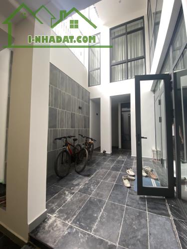 ⚜️ Nhà VIP Hoàng Cầu, Lô góc, Ngõ to như phố, 100m2 5T Thang máy, MT 18m, Chỉ 38 Tỷ ⚜️ - 4