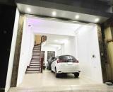 BÁN GẤP NHÀ ĐẸP PHỐ NGUYỄN VĂN CỪ -  NGỌC LÂM, 55M x 5T, GARA 2 ÔTÔ 7 CHỖ.  NHỈNH 11 TỶ