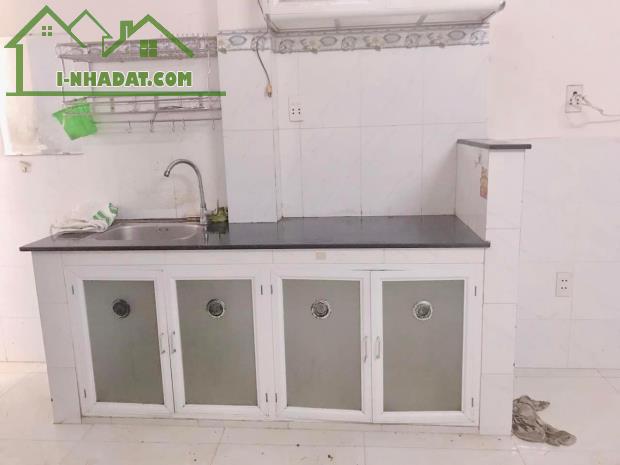 Hàng hiếm, bán gấp nhà 2 tầng, nở hậu gần mặt tiền Vườn Lài Tân Phú, khu VIP chỉ 3 tỷ . TL - 2