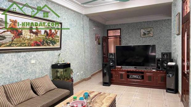 NHÀ MẶT ĐƯỜNG LÁNG, ĐỐNG ĐA, SÁT NGÃ TƯ SỞ 74M2 5T MT 7.1M, SIÊU RẺ 19 TỶ - 2