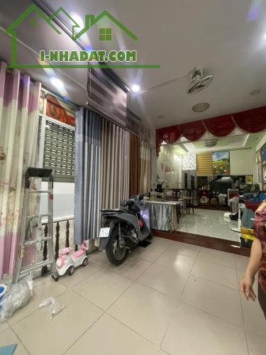 TRUNG CHÁNH, Bán gấp nhà 3 tầng, Mạt tiền KD Đỉnh, chỉ 6.29 tỷ TL. - 2