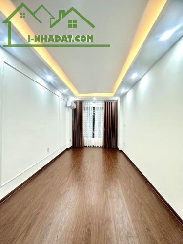 Bán nhà đẹp 02 mặt thoáng 33m2x5T, giá 3.65 tỷ, Mậu Lương, gần oto