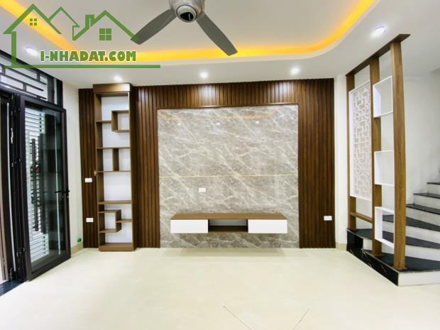 Bán nhà Vạn Phúc rẻ, đẹp, dt  rộng- 38m2x4tầng - nhà dân xây kiên cố chắc chắn - giá 6 tỷ2 - 4