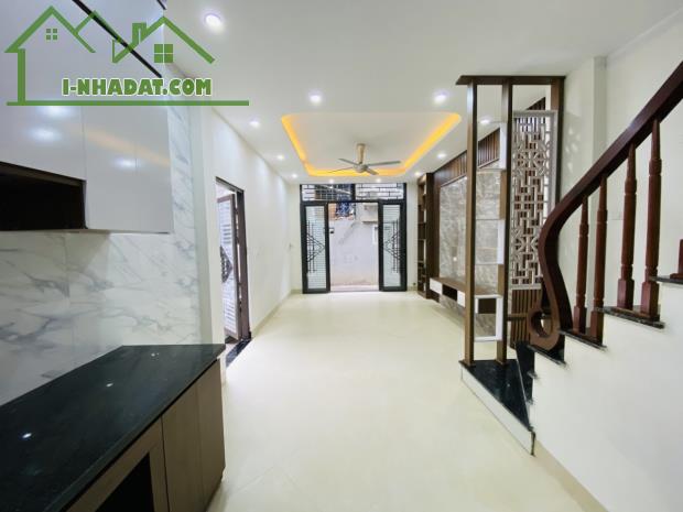 Bán nhà Vạn Phúc rẻ, đẹp, dt  rộng- 38m2x4tầng - nhà dân xây kiên cố chắc chắn - giá 6 tỷ2 - 2