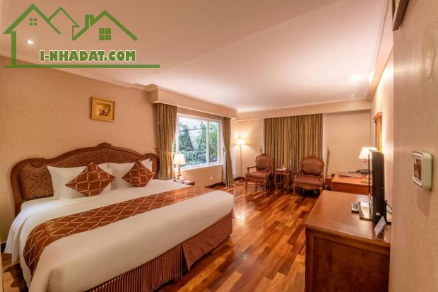 Bán gấp khách sạn Cổ Linh full nội thất 110m2, 5 tầng, MT gần 6m tại quận Long Biên 32tỷ