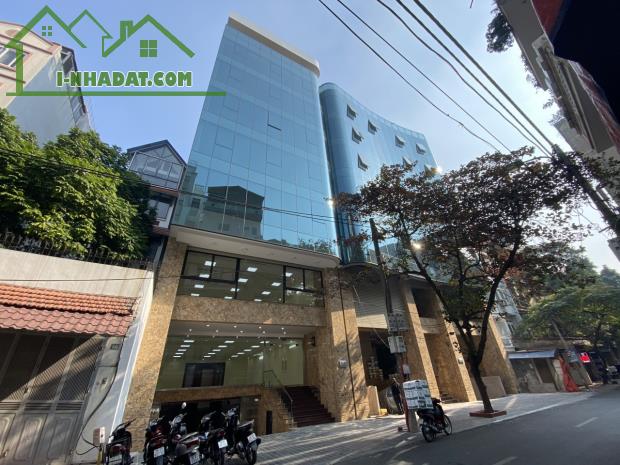 Cho Thuê tòa nhà Văn Phòng VIP 9 tầng mặt phố Hoàng Ngân DT 222m2 Mt 10m. Giá 13.000USD