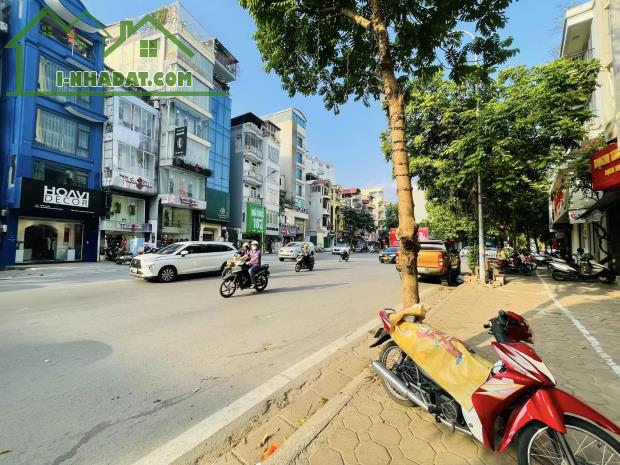 Giảm sốc 3 tỷ -Bán gấp mặt phố Sơn Tây, Ba Đình, ô tô 2 chiều, vỉa hè rộng, 64m, 23 tỷ - 2