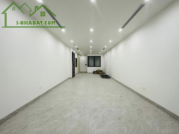 Bán Nhà Mặt Phố NGUYỄN NGỌC NẠI 100m 8T MT6m 44 tỷ
