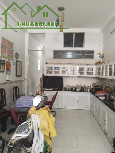 Bán nhà 4 Tầng 2 mặt đường 10m, Cư Xá Bà Điểm, QL22, An Sương chỉ 6.5 tỷ. - 2