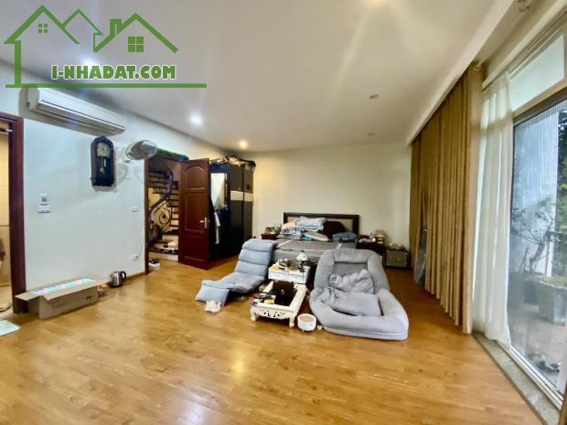 MẶT PHỐ NGUYỄN PHONG SẮC 109M2 MT7 GIÁ 42 TỶ, V3, KINH DOANH . GARA, THANG MÁY - 1