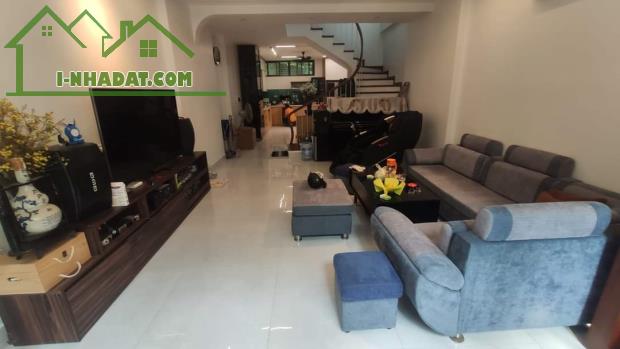 💥Bồ Đề Lâm Du 90m2 x 4T, full nội thất, sân vườn, gara oto, ở như resort. 15 tỷ - 2