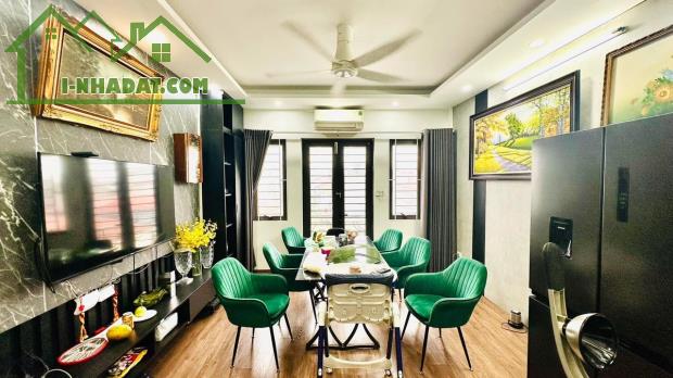 Bán Nhà Mặt Phố Mai Động Hoàng Mai 50m Kinh Doanh
