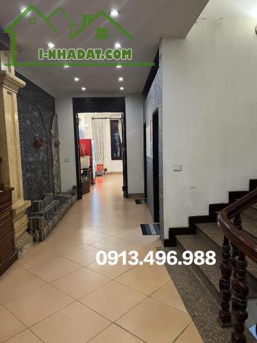 🏦TOÀ 5 TẦNG SIÊU ĐỈNH, MẶT PHỐ Âu Cơ (BÊN LẺ). MB 250m². Giá SIÊU MỀM 🥰.  • Vị trí: Mặt - 2