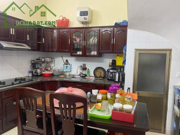 Bán nhà phố Cát Linh quận Đống đa ngõ rộng thoáng, 35m ô tô tránh,  58m2 giá nhỉnh 8 tỷ - 2