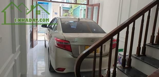 Bán nhà Phạm Văn Đồng, 80m2, 5 tầng , ô tô, vỉa hè, kinh doanh, nhỉnh 12tỷ.