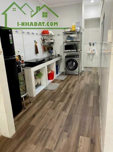 Nhà sổ riêng thổ cư giá rẻ 1.97 tỷ/82m2, đường ô tô thông - 2