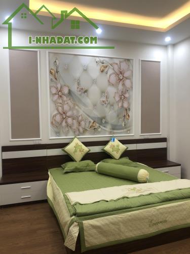 Bán nhà Dương Nội phân lô, oto tránh vỉa hè 50m2*5T giá chỉ 10,3 tỷ!