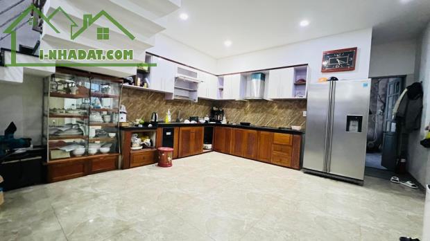 GẤP!..LÔ GÓC 2 MẶT TIỀN, NHÀ 3 TẦNG KINH DOANH ĐỈNH, KĐT NAM HÒA XUÂN, DT:130m2 NHỈNH 7 TỶ - 3