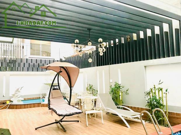 Bán Biệt Thự Hồ Bơi Đường Xuân Thủy,Quận 2,DT16x24=380m2-Trệt 2 Lầu Sân Thượng-Giá 100 Tỷ - 1