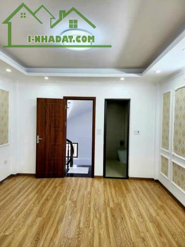 Giá Tốt. Bán Nhà Nguyễn Văn Cừ, Long Biên 33m2, 5T chỉ 5,95 tỷ - 1