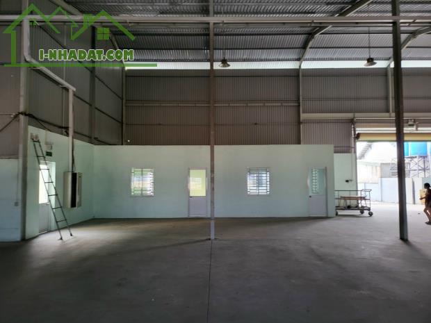 Cho thuê 1.300m2 KHO XƯỞNG mới Thuận An Gía : 50 triệu - 1