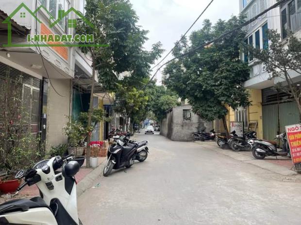Bán toà chung cư mini phố Chiến Thắng. Văn Quán. Hà Đông DT88m x 7T. MT 6.3m - 3
