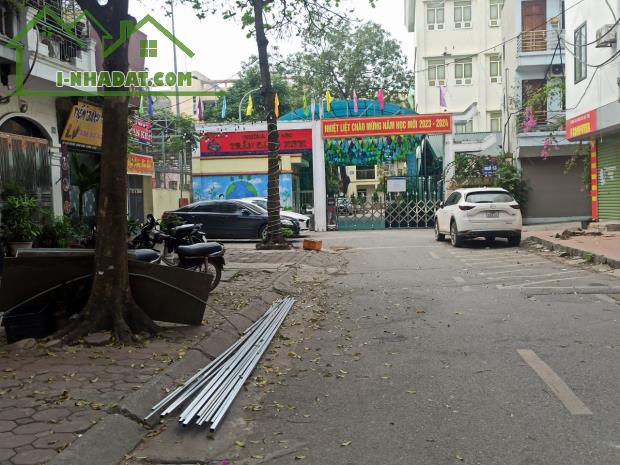 BÁN NHÀ PHỐ BẾ VĂN ĐÀN HÀ ĐÔNG_SÁT TRƯỜNG HỌC_1 NHÀ RA MẶT PHỐ_OTO ĐỖ CỬA_DT:60M_GIÁ:9.4TỶ