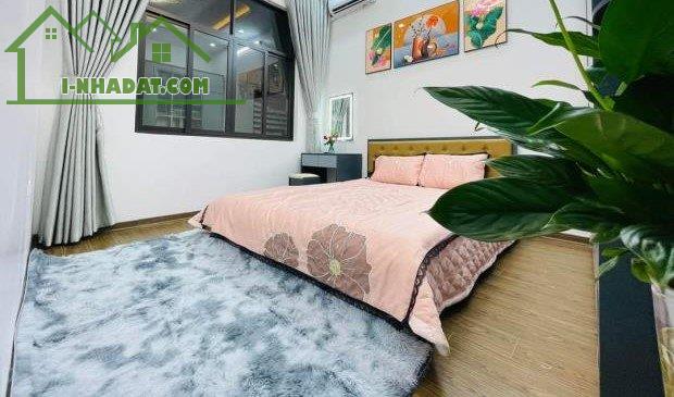 BÁN GẤP NHÀ , 3 TẦNG (40M2) LÊ VĂN LƯƠNG, QUẬN 7,  HẺM THÔNG, GIÁ RẺ - 1