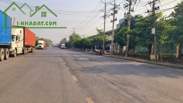 cho thuê kho xưởng 4.000m2 ở Đức Hòa, Long An giá 250tr/tháng Lh: 0949861287 - 3