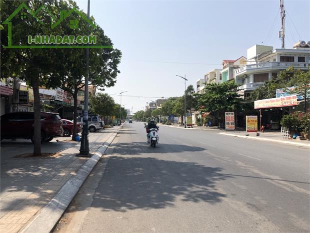 Cho thuê nhà cấp 4 mặt tiền đường Lê Quang Định, TPVT - 2