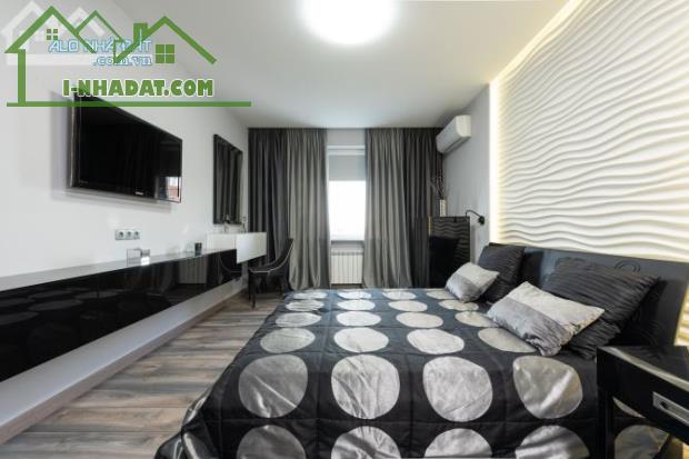 Giảm 1 Tỷ -Mặt Tiền Kinh Doanh Đường 15m Phan Đăng Lưu Quận Hải Châu -100m2 -Chỉ : 14 Tỷ 9
