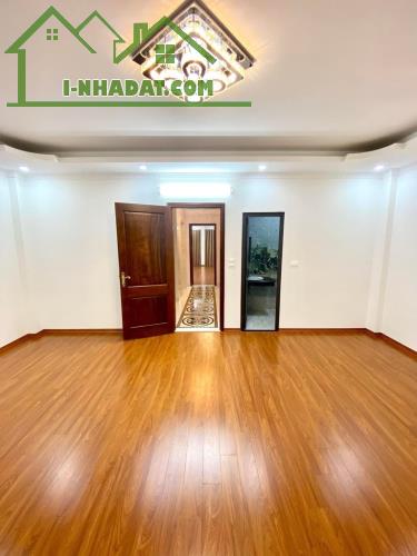 Bán nhà Chu Huy Mân, Phúc Đồng, ngõ thông, gara ô tô , thang máy  141m2 14 tỷ hơn - 3