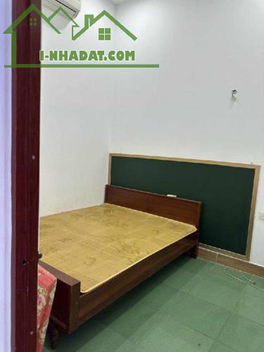 NHÀ ĐẸP GIÁP QUẬN 6 Ở BÌNH TÂN -  DT 50m² - NGANG 4M - GIÁ NHỈNH 4 TỶ. - 1