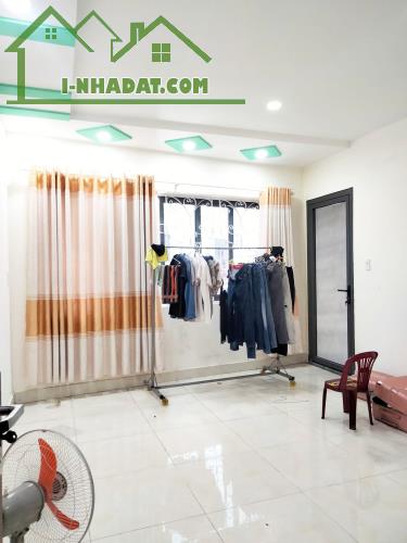 NHỈNH 5 TỶ - MẶT TIỀN KINH DOANH ĐÔNG HƯNG THUẬN QUẬN 12 - HƠN 100M2, NGANG 6M HIẾM, NỞ - 1