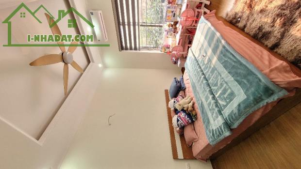 Bán Nhà Kim Giang - Lô Góc - nhà 2 mặt thoáng - gần phố - 45m2 - 4 tầng – Giá 6.8 Tỷ - 3