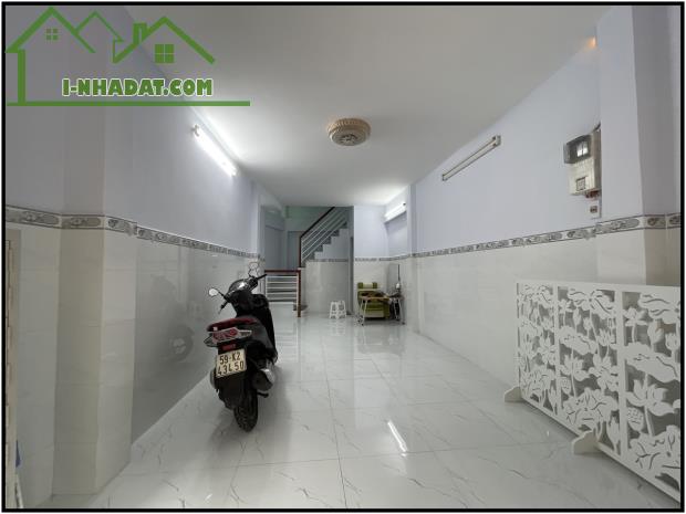 Bán rẻ nhà phố xinh 4 x 9m 1 trệt 2 lầu Bùi Thị Xuân Q1 TP.HCM