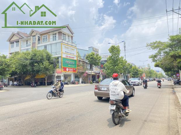 💎💎Bán căn nhà ĐẮC ĐỊA 2mt đường chính Hà Giang TP Bảo Lộc