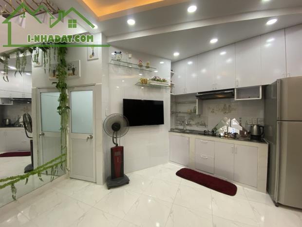 LÊ QUANG ĐỊNH BÌNH THẠNH - HẺM THÔNG - DTSD 80M2 - 4 TẦNG -  3,95 TỶ - 2