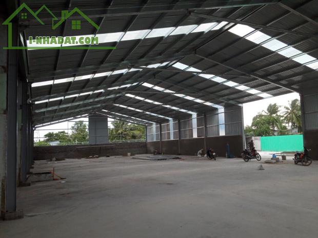 Bán nhà xưởng trong diện tích 7,300m2, mặt tiền QL1A, Tân An, Long An - 2