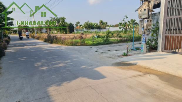 Bán đất 16 x 64m, (dt 1009m2) , Xã Đức Hòa Thượng,  Đức Hòa, Long An. Giá 2.6 tỷ . - 2