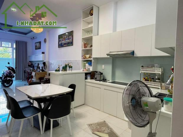 Bán nhà đường 49 Hiệp Bình Chánh TP Thủ Đức, dt 56 m² giá 4,3 tỷ - 3