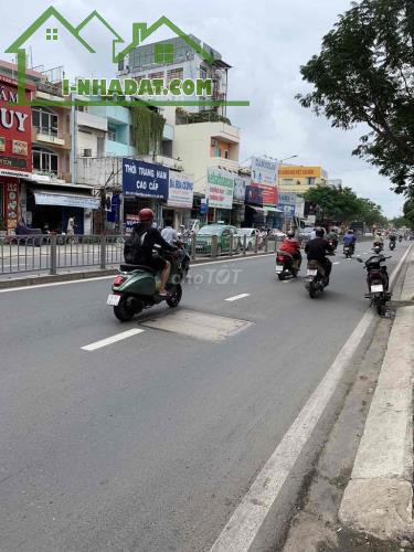 Cần bán nhà mặt tiền đường Nguyễn Oanh, đối diện trường Đại học Trần Đại Nghĩa,