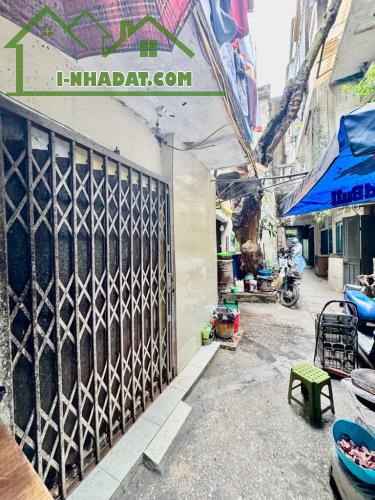 NGÕ NÔNG RỘNG, SÂN CHUNG – Nhà Cửa Đông 3 tầng 24m MT3.5 chỉ 1.92 tỷ - 4