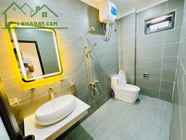 Tam Trinh Sáng Chói, Nhà mới xây 5 tầng, Thiết kế tinh tế, 35m2/175m2, 4.050 tỷ