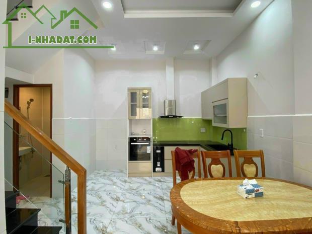 NHÀ HẺM XE TẢI GẦN EMART, DT 43m² (5 x 8.5) 15m RA ĐƯỜNG CHÍNH - 1